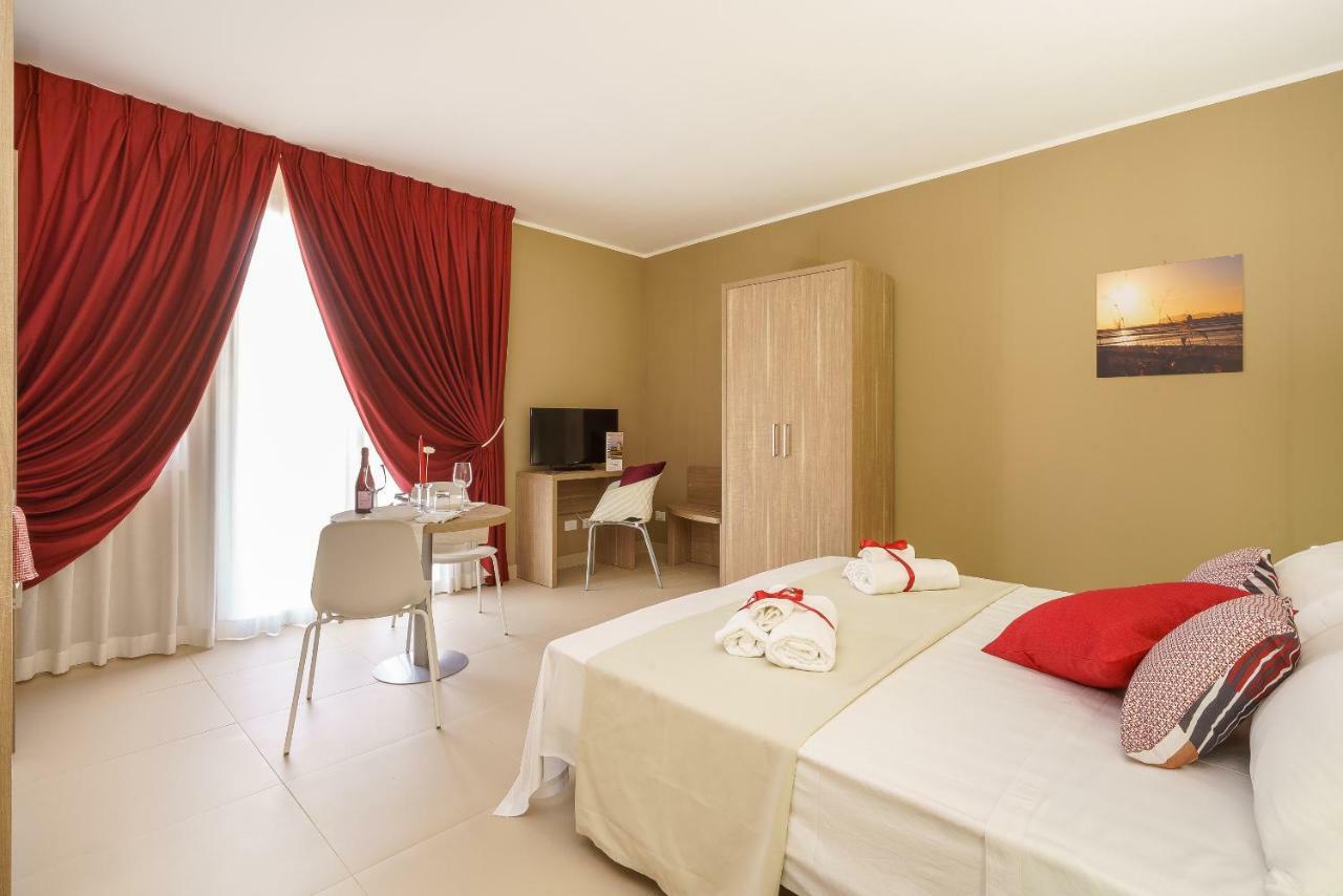 Travini Hotel Residence มาร์ซาลา ภายนอก รูปภาพ