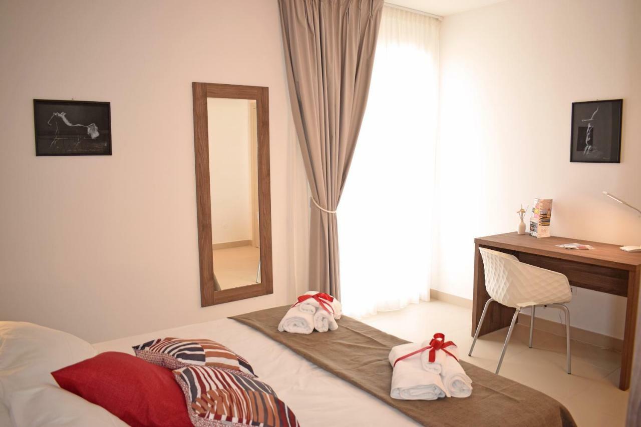 Travini Hotel Residence มาร์ซาลา ภายนอก รูปภาพ
