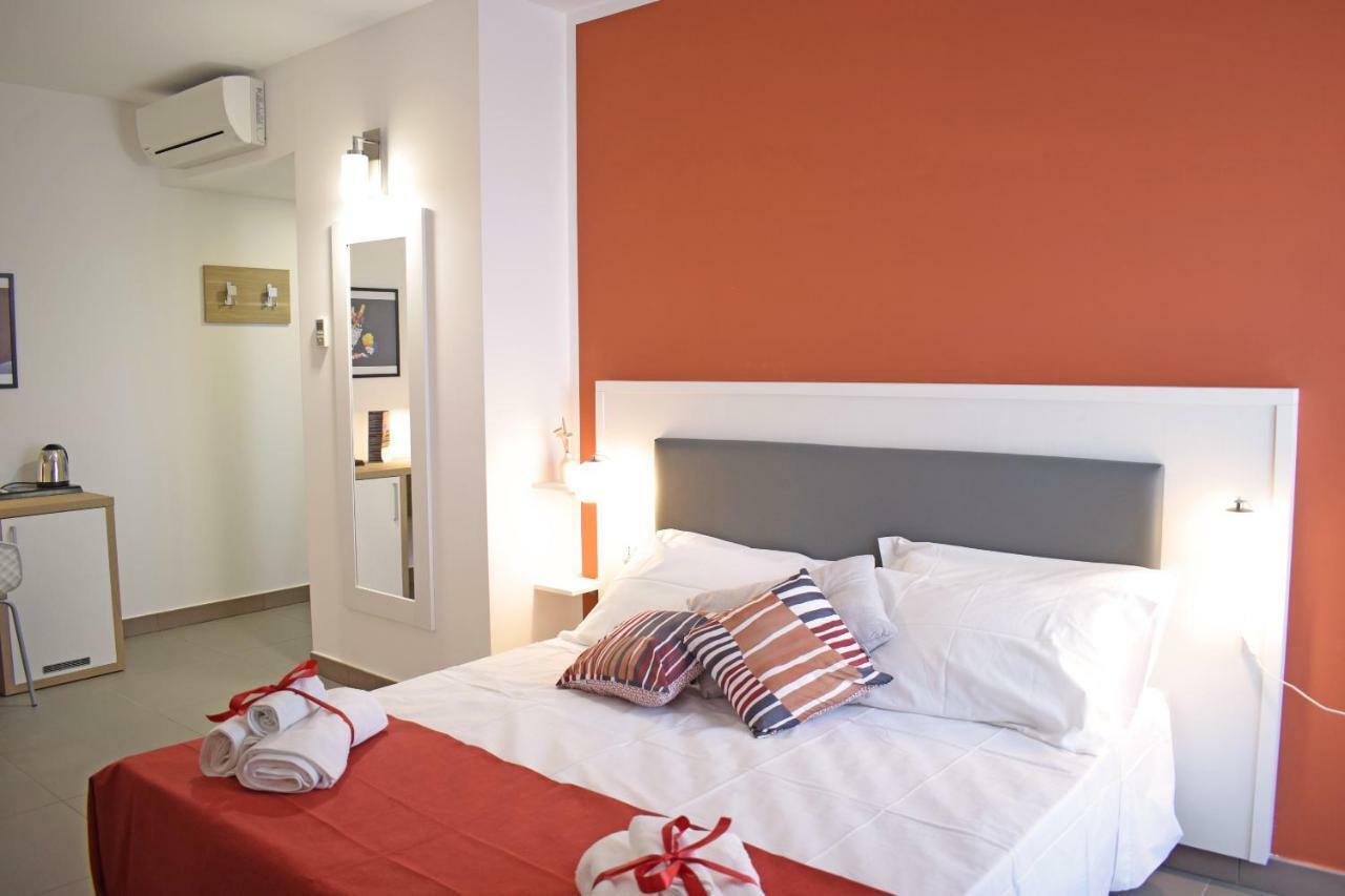 Travini Hotel Residence มาร์ซาลา ภายนอก รูปภาพ