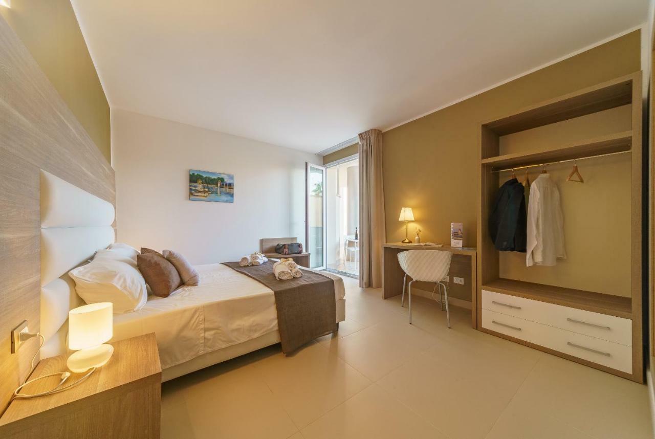 Travini Hotel Residence มาร์ซาลา ภายนอก รูปภาพ