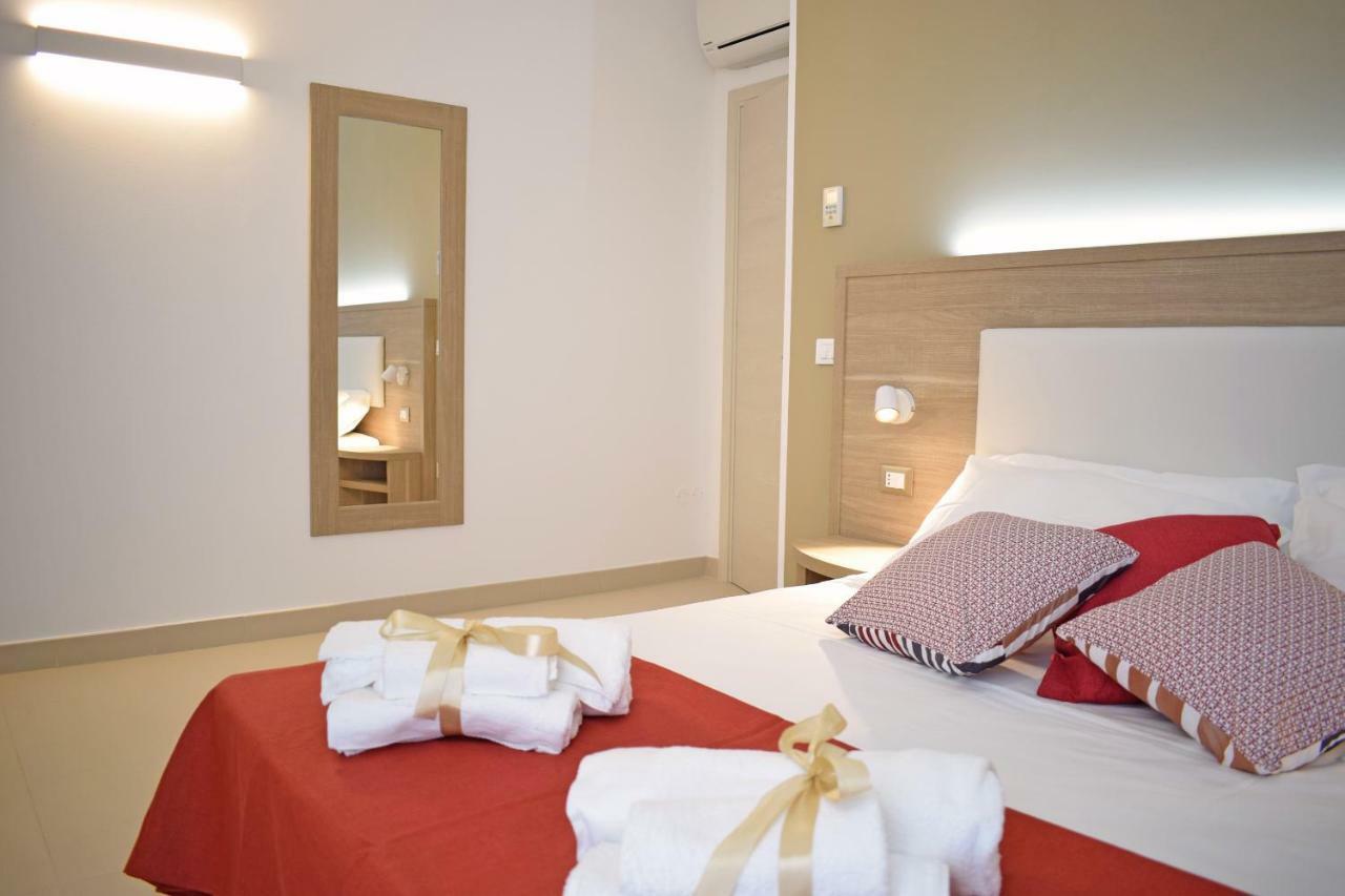 Travini Hotel Residence มาร์ซาลา ภายนอก รูปภาพ